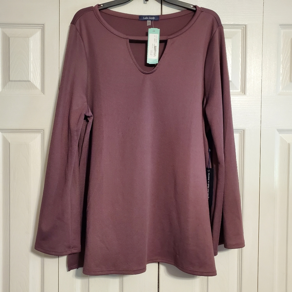 Stitch Fix - Mauve top with cute cut out in front of the neckline!